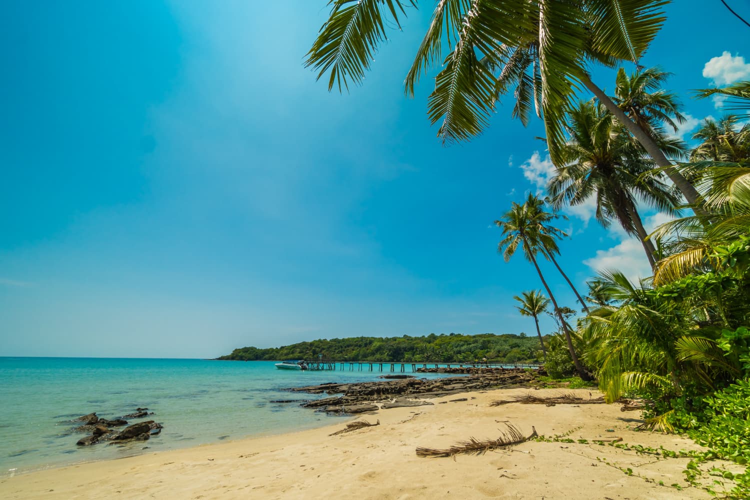 Jaya Hotel beachfront